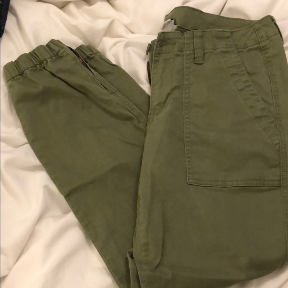 Olive green jogger style trousers from Cabi